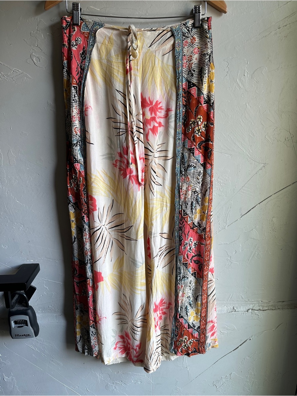 Billabong Boho Open Side Palazzo Pants M Tropical Floral Resort Beach Vacation